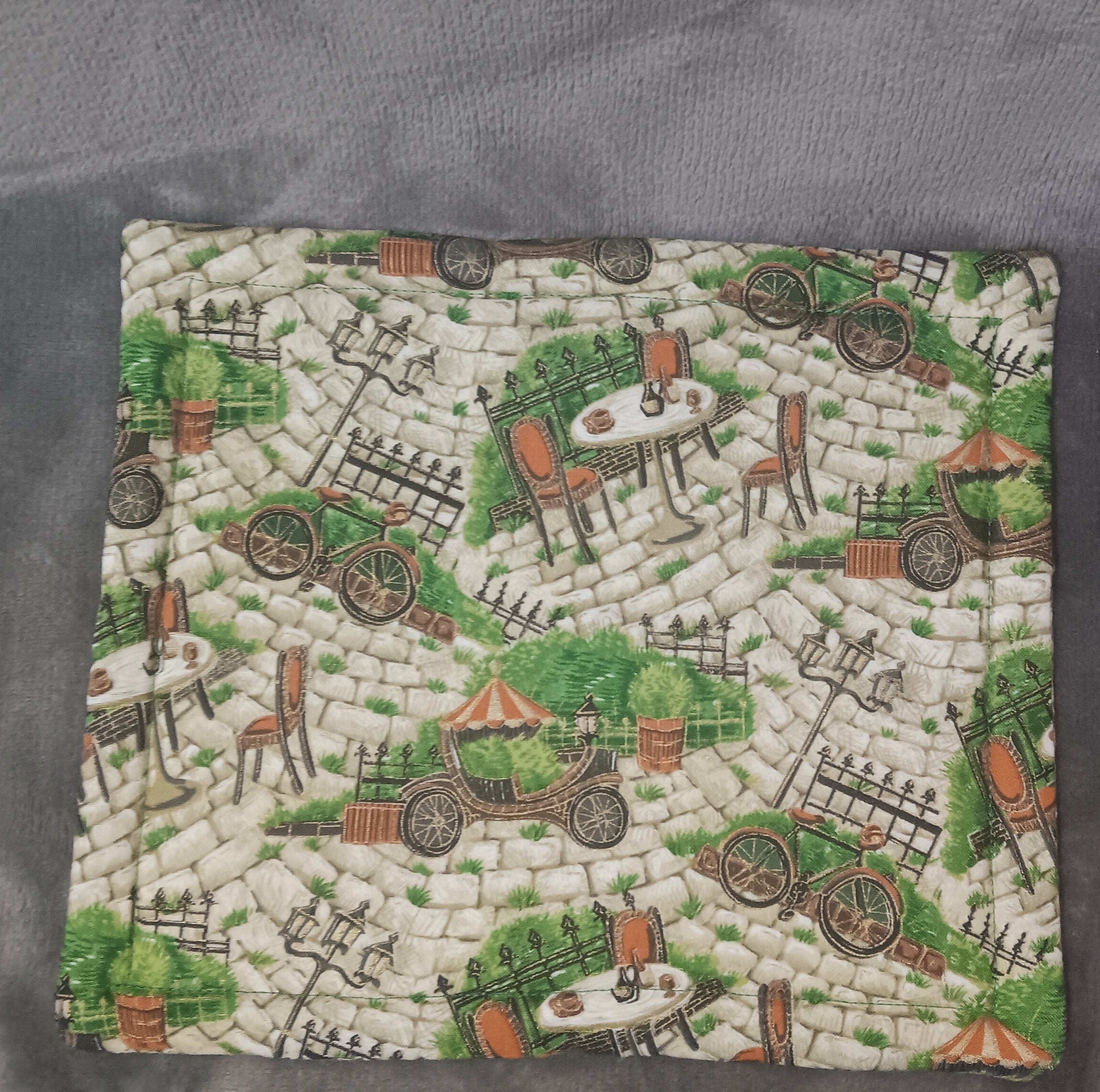 Casserole hot pads, set of 3