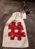 Tic-tac-toe game, red handkerchief print