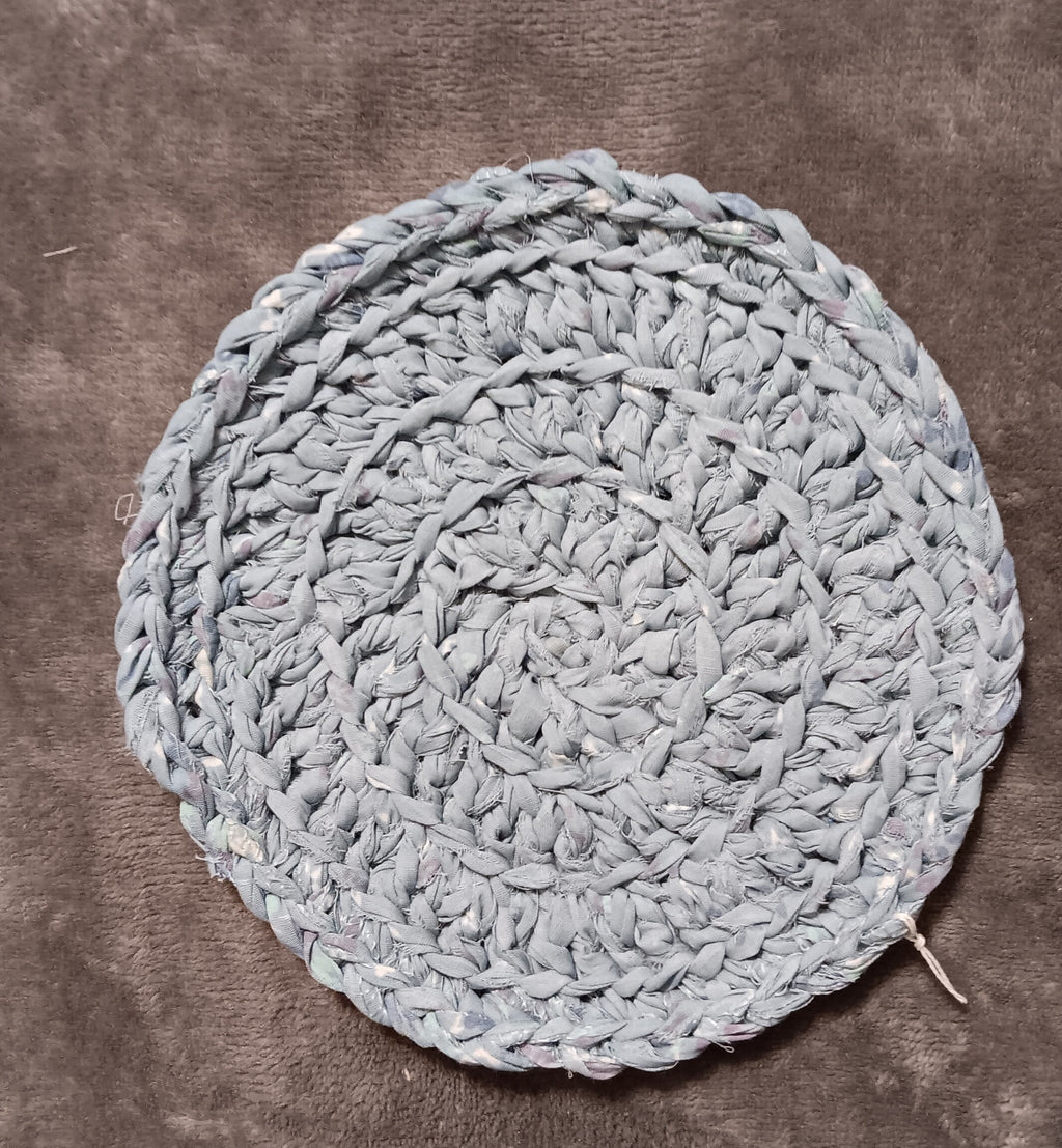 Table topper and Hot Pad set