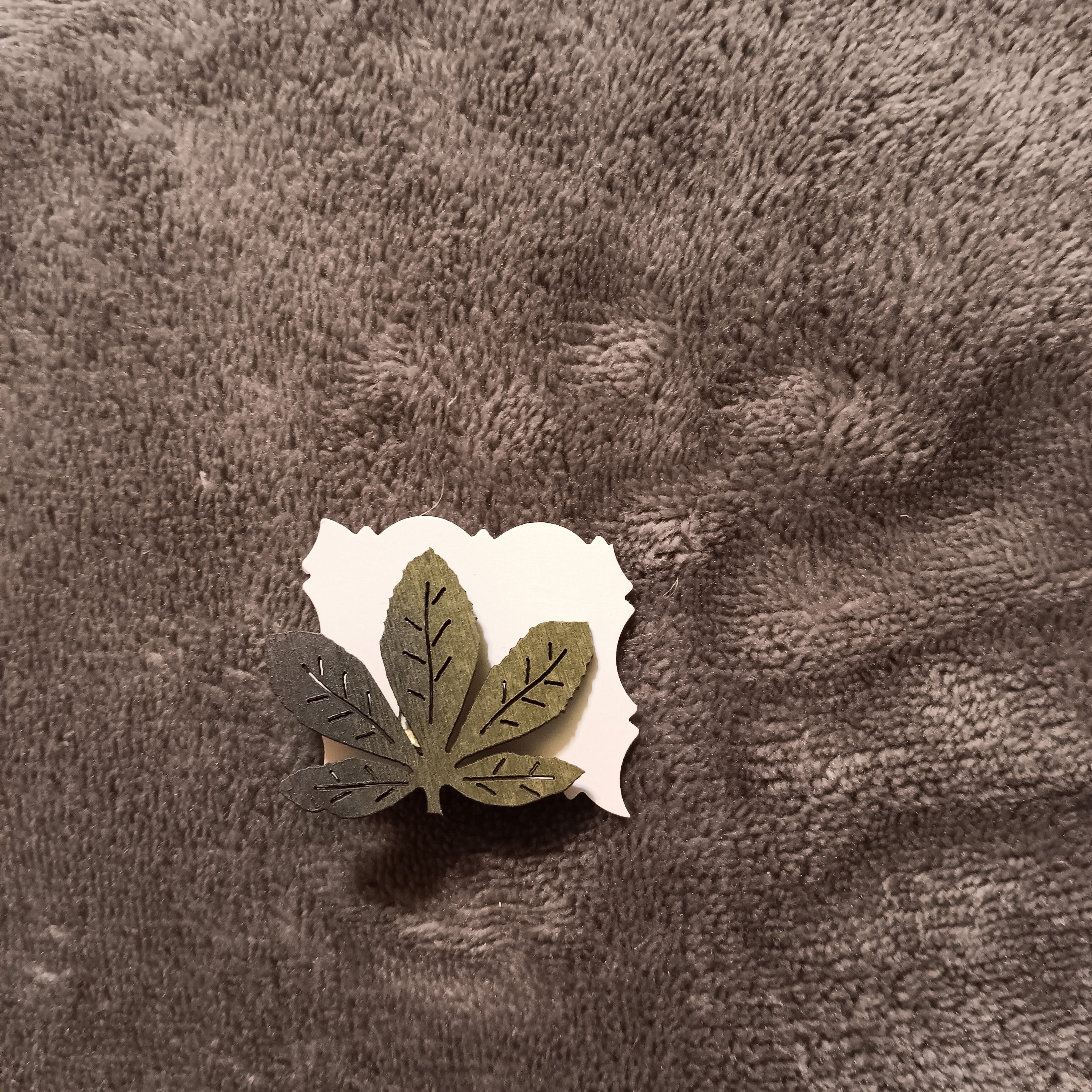 Buckeye Leaf Pin