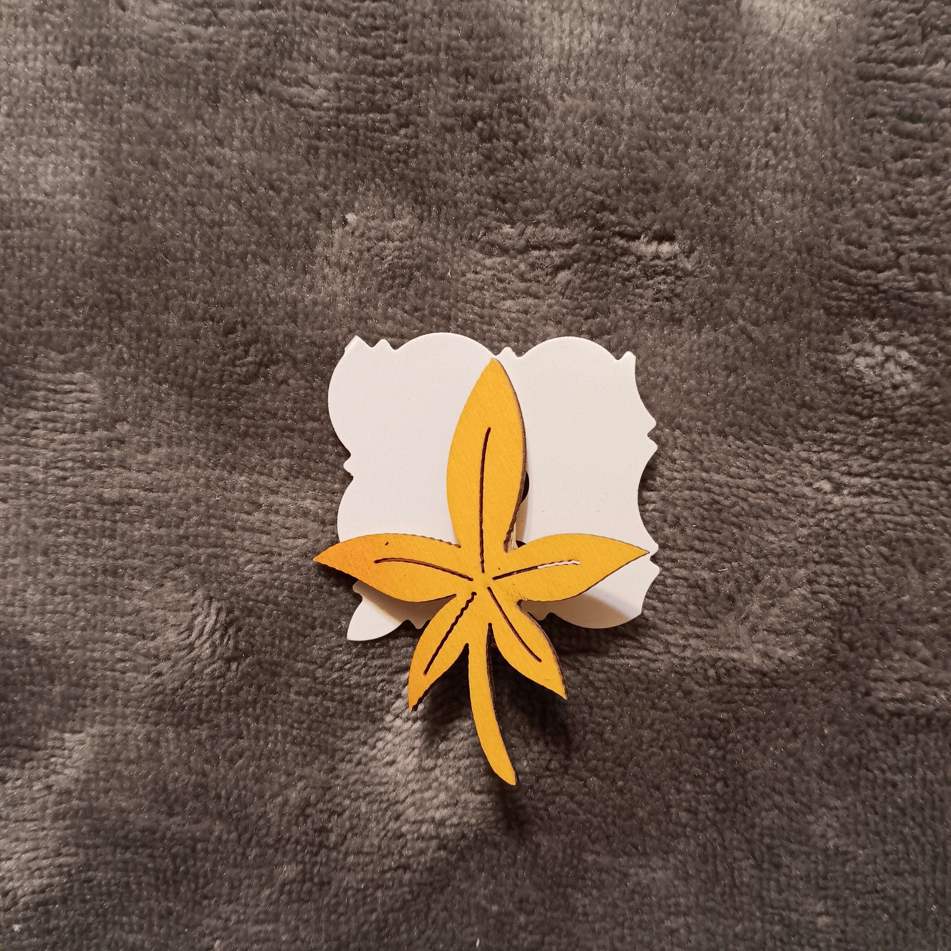 Yellow Leaf Pin