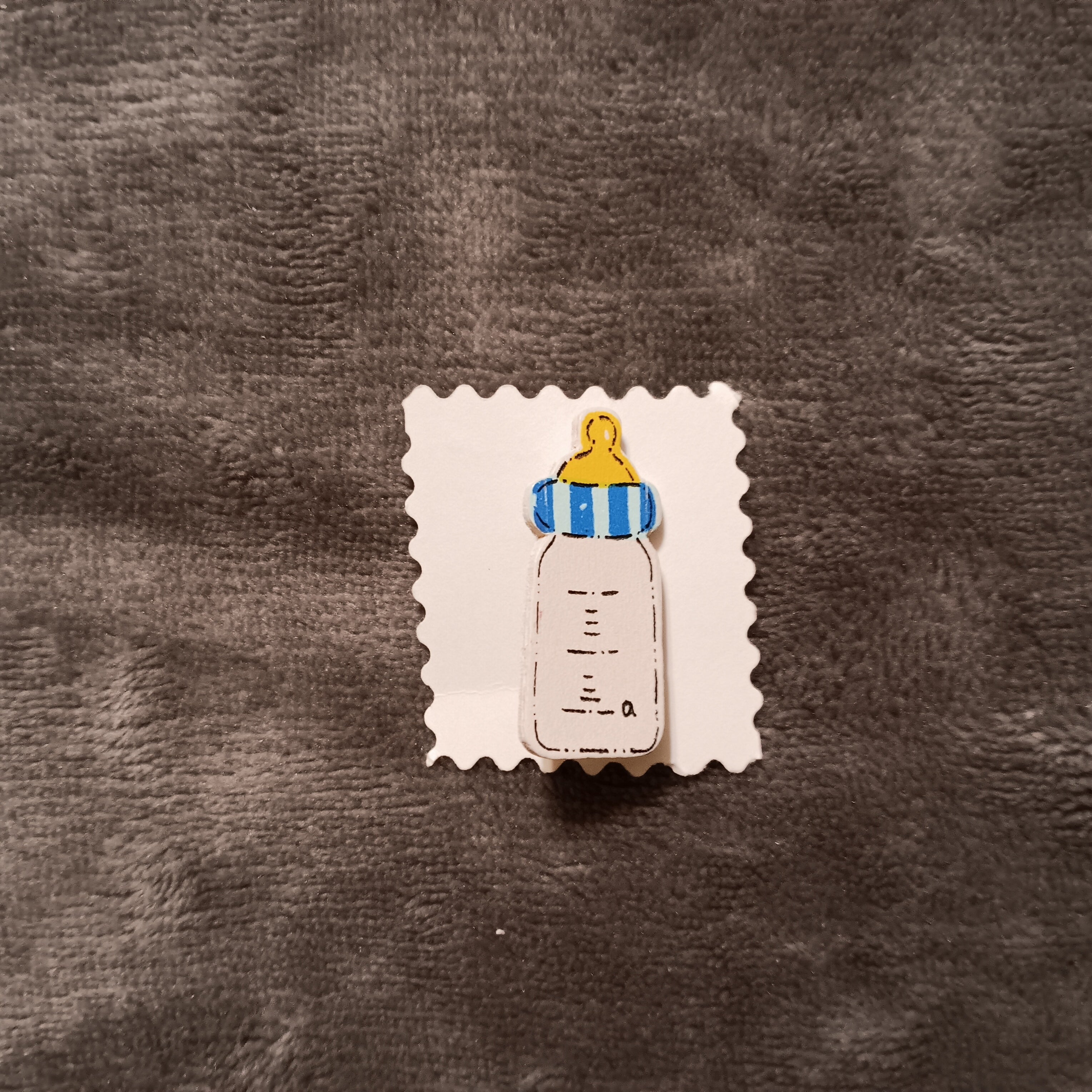 Bottle wooden pin