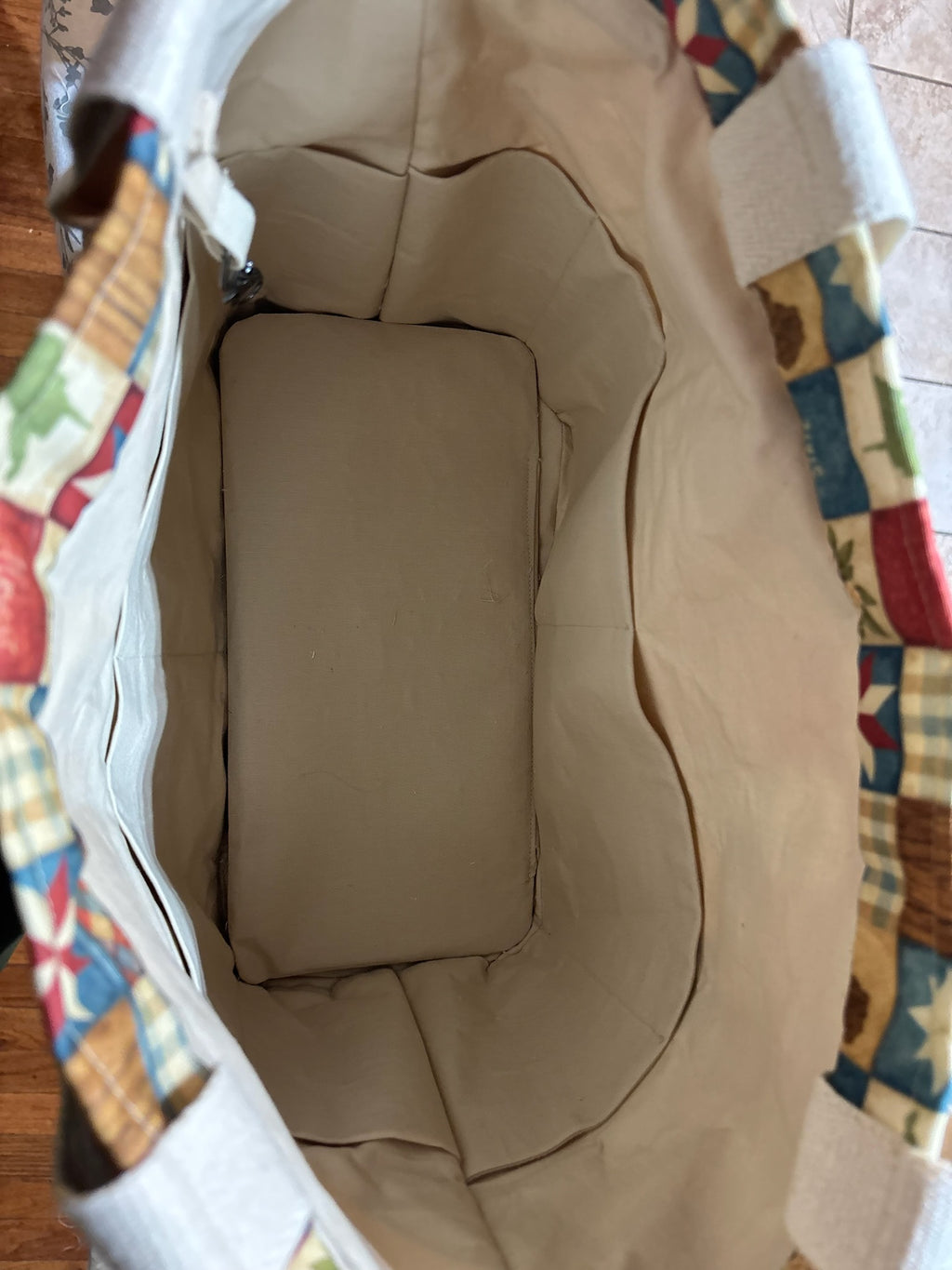 Where the Heart is 8 pocket organizer tote bag